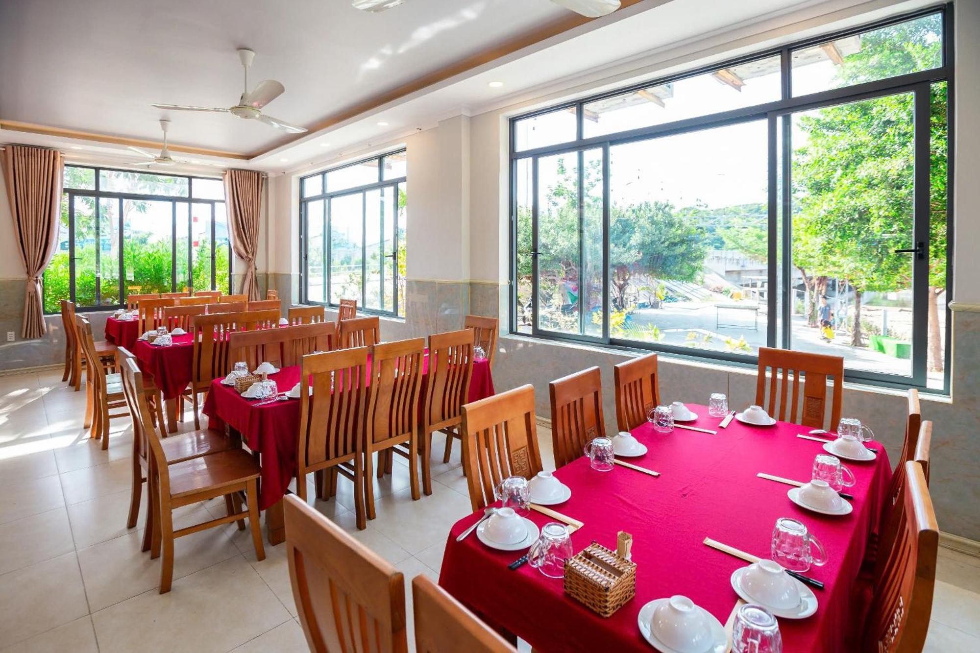 Chau Gia Hotel Vinh Hy Bay Zewnętrze zdjęcie