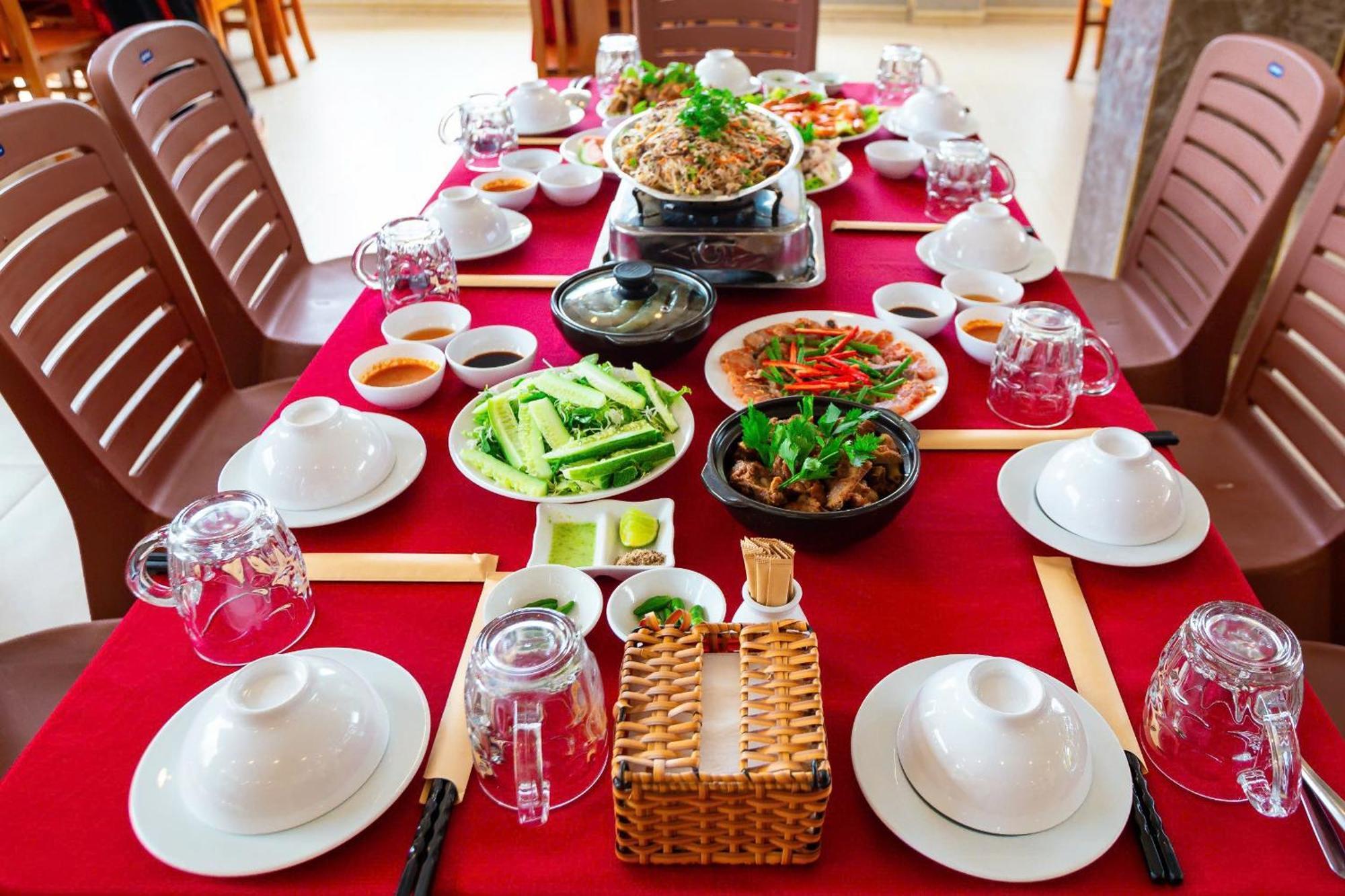 Chau Gia Hotel Vinh Hy Bay Zewnętrze zdjęcie