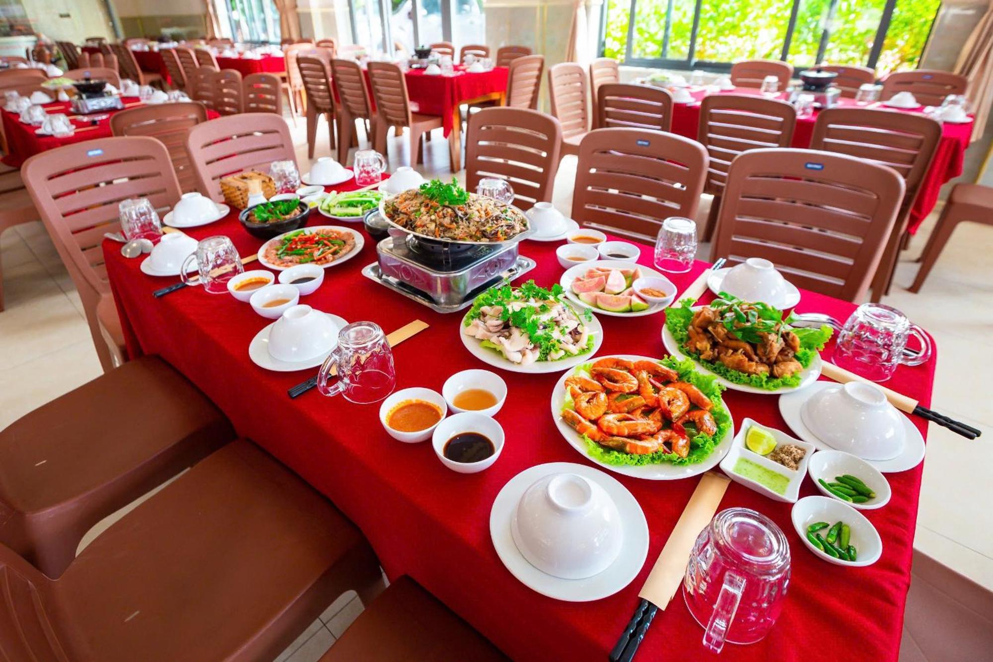 Chau Gia Hotel Vinh Hy Bay Zewnętrze zdjęcie